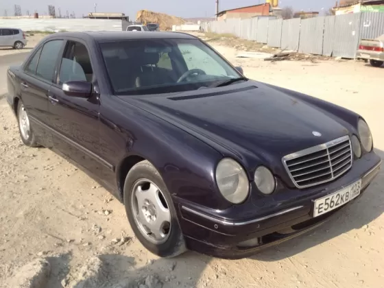 Купить Mercedes-Benz Е 320 3200 см3 АКПП (197 л.с.) Дизельный в Новороссийск: цвет черный Седан 2001 года по цене 300000 рублей, объявление №2814 на сайте Авторынок23