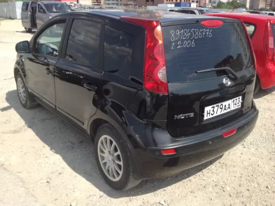 Купить Nissan Note 1600 см3 АКПП (110 л.с.) Бензин инжектор в Новороссийск: цвет черный Хетчбэк 2006 года по цене 300000 рублей, объявление №1690 на сайте Авторынок23