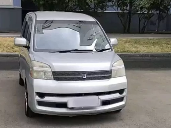 Купить Toyota Voxy 2000 см3 CVT (152 л.с.) Бензин инжектор в Ахтанизовская: цвет Серебристый Минивэн 2003 года по цене 535000 рублей, объявление №22783 на сайте Авторынок23