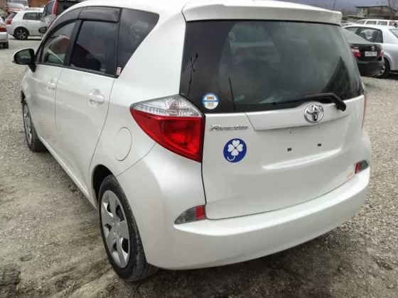 Купить Toyota RACTIS 1300 см3 АКПП (87 л.с.) Бензин инжектор в Новороссийск: цвет белый Минивэн 2012 года по цене 500000 рублей, объявление №878 на сайте Авторынок23