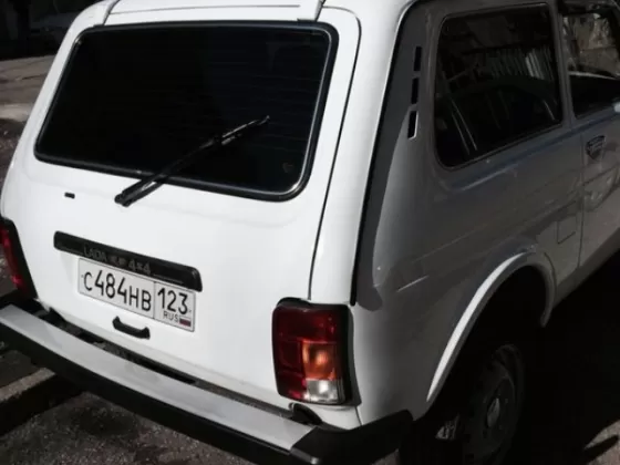 Купить ВАЗ (LADA) NIVA 21х21 1700 см3 МКПП (82 л.с.) Бензин инжектор в Новороссийск: цвет белый Внедорожник 2013 года по цене 345000 рублей, объявление №847 на сайте Авторынок23