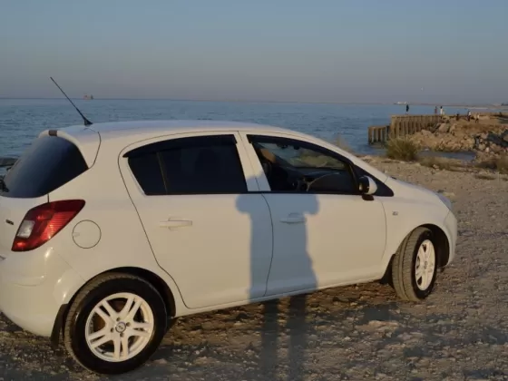Купить Opel Corsa 1200 см3 АКПП (75 л.с.) Бензин инжектор в Темрюк: цвет Белый Хетчбэк 2008 года по цене 345000 рублей, объявление №20099 на сайте Авторынок23
