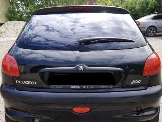 Купить Peugeot 206 1400 см3 МКПП (75 л.с.) Бензин инжектор в Анапа: цвет черный Хетчбэк 2007 года по цене 185000 рублей, объявление №25048 на сайте Авторынок23