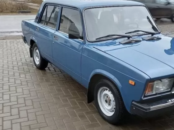 Купить ВАЗ (LADA) 21070 1600 см3 МКПП (72 л.с.) Бензин инжектор в Каневская: цвет Синий Седан 2001 года по цене 185000 рублей, объявление №21565 на сайте Авторынок23