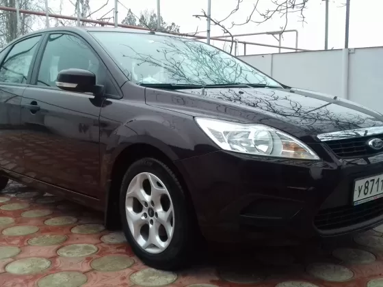 Купить Ford Focus 2 1400 см3 МКПП (80 л.с.) Бензин инжектор в Ейск: цвет марена Хетчбэк 2010 года по цене 450000 рублей, объявление №11623 на сайте Авторынок23