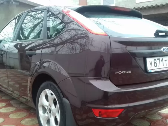 Купить Ford Focus 2 1400 см3 МКПП (80 л.с.) Бензин инжектор в Ейск: цвет марена Хетчбэк 2010 года по цене 450000 рублей, объявление №11623 на сайте Авторынок23