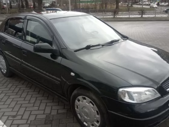 Купить Opel Astra 2000 см3 АКПП (115 л.с.) Бензин инжектор в Новороссийск: цвет Зелёный Хетчбэк 1993 года по цене 165000 рублей, объявление №21318 на сайте Авторынок23