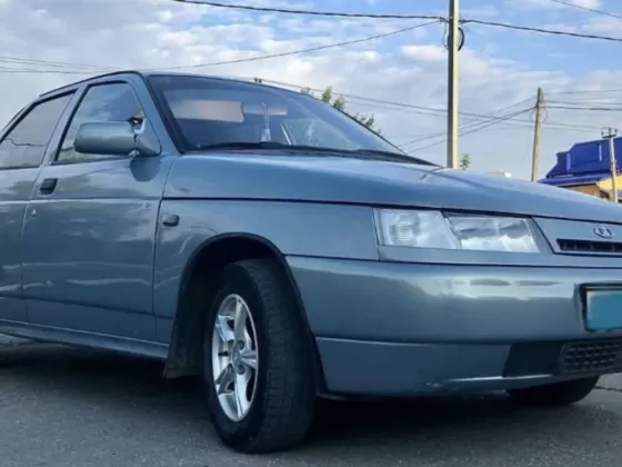 Купить ВАЗ (LADA) 21102 1600 см3 МКПП (78 л.с.) Бензин инжектор в Новороссийск: цвет Серебристый Седан 2002 года по цене 153999 рублей, объявление №22199 на сайте Авторынок23