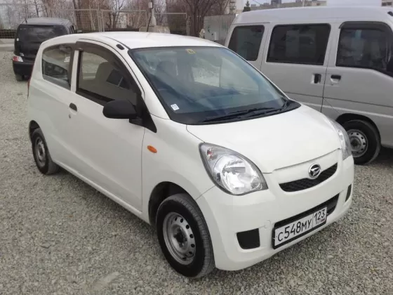 Купить Daihatsu Mira 700 см3 АКПП (64 л.с.) Бензин инжектор в Новороссийск: цвет белый Хетчбэк 2009 года по цене 210000 рублей, объявление №868 на сайте Авторынок23