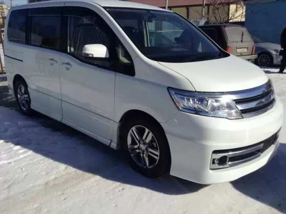 Купить Nissan SERENA 2000 см3 АКПП (130 л.с.) Бензиновый в Новороссийск: цвет перламутр Микроавтобус 2009 года по цене 685000 рублей, объявление №773 на сайте Авторынок23