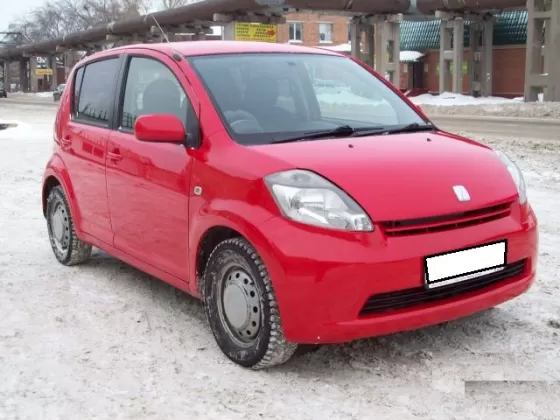 Купить Toyota Passo 1300 см3 АКПП (90 л.с.) Бензиновый в Новороссийск: цвет красный Хетчбэк 2004 года по цене 270000 рублей, объявление №876 на сайте Авторынок23