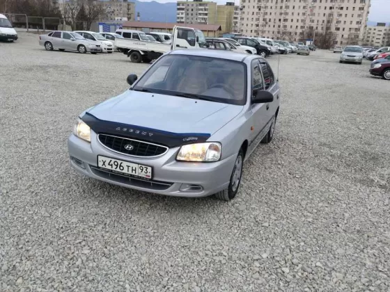 Купить Hyundai Accent 1500 см3 АКПП (102 л.с.) Бензин инжектор в Новороссийск: цвет серый Седан 2004 года по цене 245000 рублей, объявление №906 на сайте Авторынок23