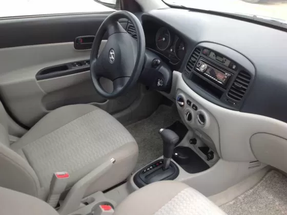 Купить Hyundai Verna 1400 см3 АКПП (97 л.с.) Бензин инжектор в Новороссийск: цвет светло голубой Седан 2007 года по цене 360000 рублей, объявление №1087 на сайте Авторынок23