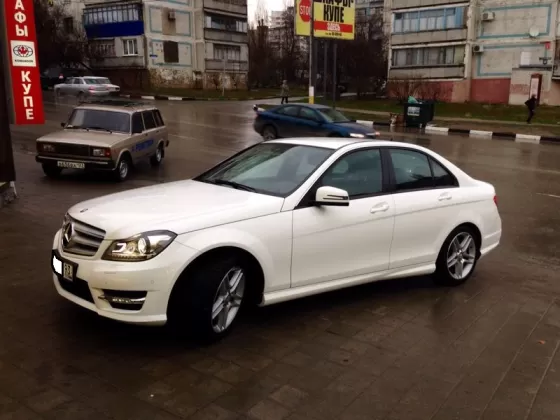 Купить Mercedes-Benz C 180 1800 см3 АКПП (156 л.с.) Бензиновый в Новороссийск: цвет белый Седан 2013 года по цене 1350000 рублей, объявление №756 на сайте Авторынок23