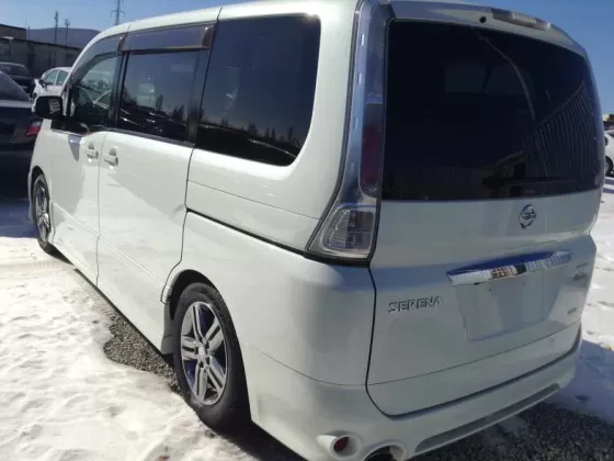 Купить Nissan SERENA 2000 см3 АКПП (130 л.с.) Бензиновый в Новороссийск: цвет перламутр Микроавтобус 2009 года по цене 685000 рублей, объявление №773 на сайте Авторынок23