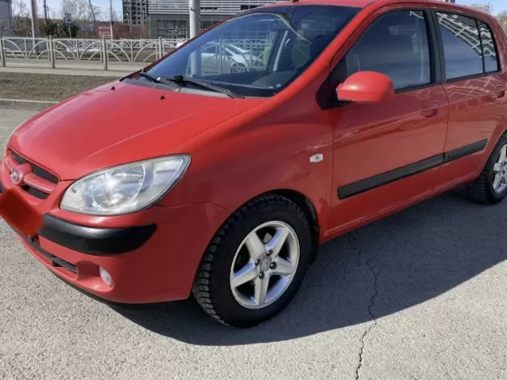 Купить Hyundai Getz 1300 см3 АКПП (82 л.с.) Бензин инжектор в Новороссийск: цвет Красный Хетчбэк 2003 года по цене 249000 рублей, объявление №24966 на сайте Авторынок23