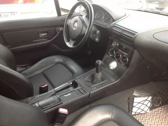 Купить BMW Z 3 2200 см3 МКПП (180 л.с.) Бензин инжектор в Новороссийск: цвет белый Кабриолет 2001 года по цене 520000 рублей, объявление №1086 на сайте Авторынок23