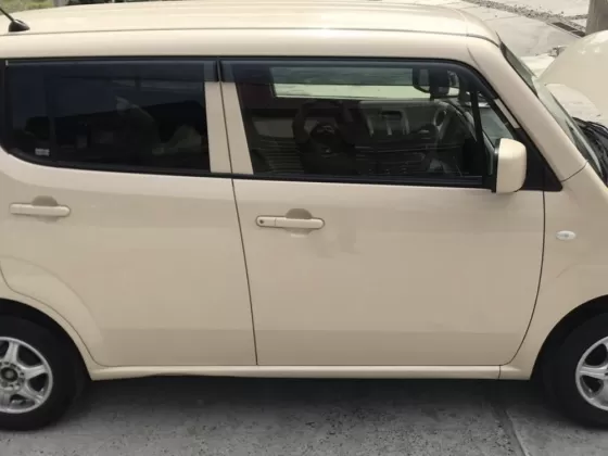 Купить Nissan Moco 700 см3 CVT (52 л.с.) Бензин инжектор в Геленджик: цвет Бежевый Хетчбэк 2014 года по цене 595000 рублей, объявление №22444 на сайте Авторынок23