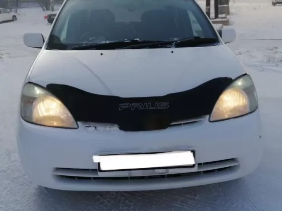 Купить Toyota Prius 1500 см3 АКПП (72 л.с.) Бензин инжектор в Прикубанский: цвет Белый Седан 2000 года по цене 360000 рублей, объявление №25847 на сайте Авторынок23