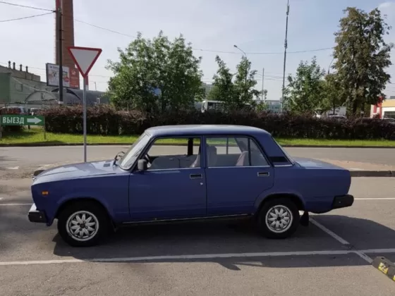 Купить ВАЗ (LADA) 21074 1600 см3 МКПП (75 л.с.) Бензин карбюратор в Темрюк: цвет Синий Седан 2005 года по цене 180000 рублей, объявление №19633 на сайте Авторынок23