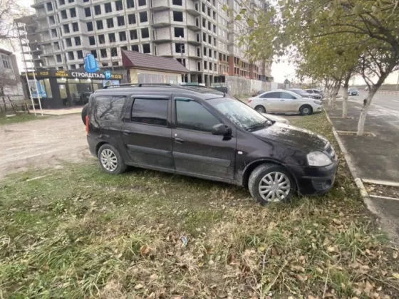 Купить ВАЗ (LADA) Largus 1600 см3 МКПП (105 л.с.) Бензин инжектор в Анапа: цвет Черный Универсал 2015 года по цене 250000 рублей, объявление №25666 на сайте Авторынок23