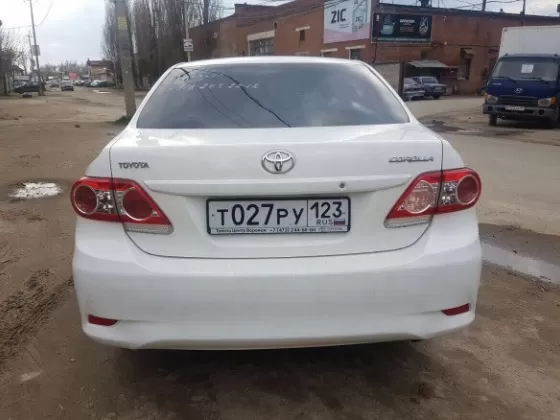 Купить Toyota Corolla, 1600 см3 АКПП (124 л.с.) Бензин инжектор в Краснодар: цвет белый Седан 2013 года по цене 285000 рублей, объявление №14344 на сайте Авторынок23