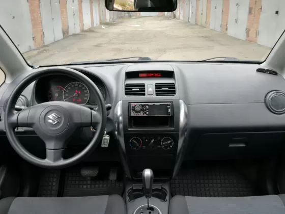 Купить Suzuki SX4 1586 см3 АКПП (107 л.с.) Бензин инжектор в Краснодар: цвет серебристый Седан 2007 года по цене 412000 рублей, объявление №14574 на сайте Авторынок23