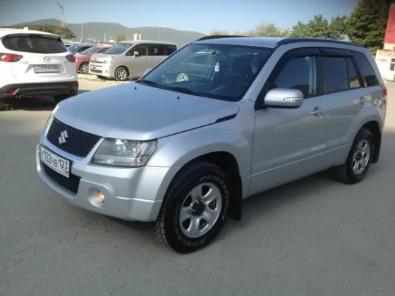 Купить Suzuki Grand Vitara 2000 см3 АКПП (140 л.с.) Бензин инжектор в Новороссийск: цвет серебро Внедорожник 2008 года по цене 655000 рублей, объявление №1963 на сайте Авторынок23