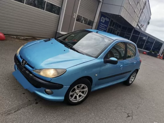 Купить Peugeot 206 1400 см3 МКПП (75 л.с.) Бензин инжектор в Новороссийск: цвет Голубой Хетчбэк 2007 года по цене 179000 рублей, объявление №25029 на сайте Авторынок23