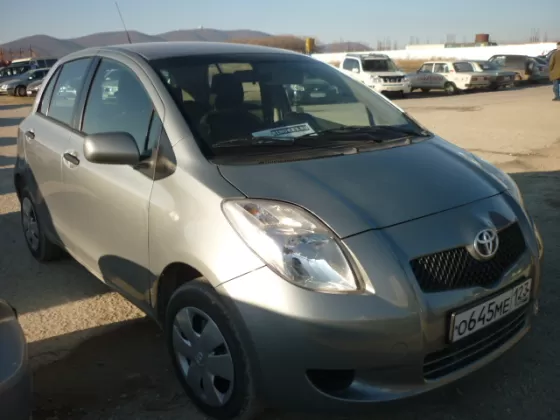 Купить Toyota Yaris 1000 см3 МКПП (69 л.с.) Бензиновый в Новороссийск: цвет серый Хетчбэк 2007 года по цене 320000 рублей, объявление №648 на сайте Авторынок23