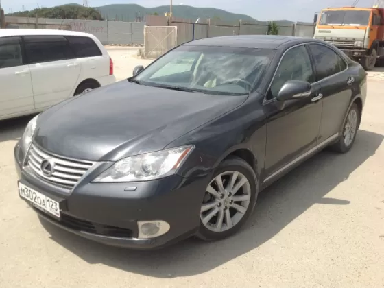 Купить Lexus ES 350 3500 см3 АКПП (277 л.с.) Бензин инжектор в Новороссийск: цвет мокрый асфальт Седан 2010 года по цене 1050000 рублей, объявление №1743 на сайте Авторынок23