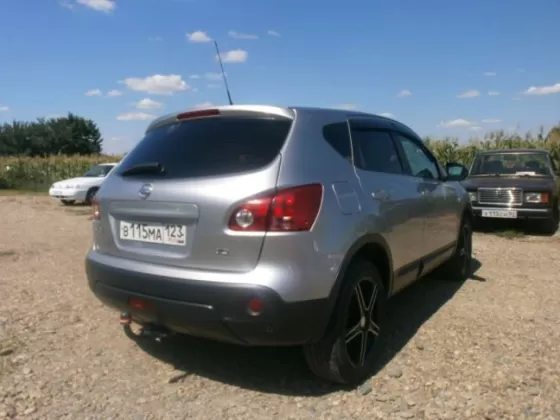Купить Nissan Qashqai 1500 см3 МКПП (106 л.с.) Дизельный в Усть-Лабинск: цвет cеребро Кроссовер 2008 года по цене 535000 рублей, объявление №4512 на сайте Авторынок23