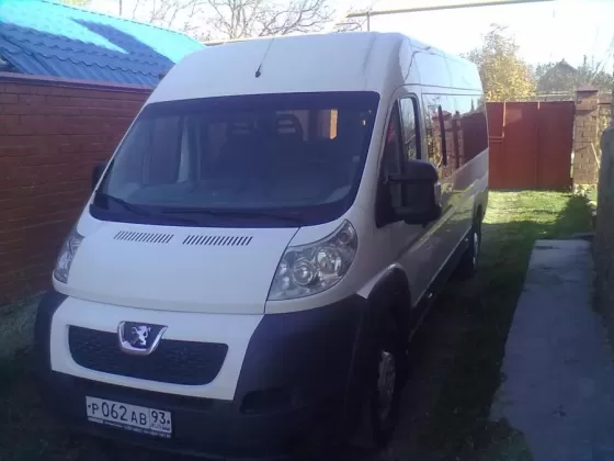 Купить Peugeot Boxer 2200 см3 МКПП (120 л.с.) Дизельный в Новороссийск: цвет белый Микроавтобус 2011 года по цене 890000 рублей, объявление №476 на сайте Авторынок23