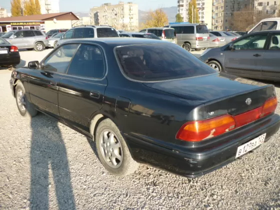 Купить Toyota Vista 1800 см3 АКПП (125 л.с.) Бензиновый в Новороссийск: цвет черный Седан 1993 года по цене 90000 рублей, объявление №549 на сайте Авторынок23