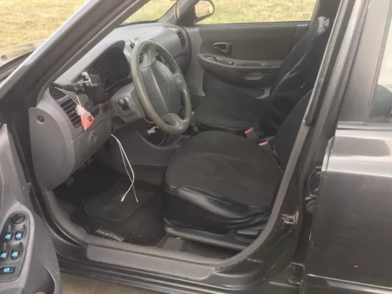 Купить Hyundai Accent 1500 см3 МКПП (102 л.с.) Бензин инжектор в Тимашевск: цвет Черный Седан 2007 года по цене 207000 рублей, объявление №24955 на сайте Авторынок23