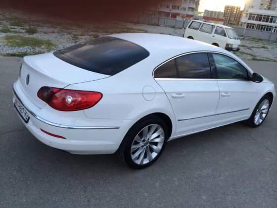 Купить Volkswagen Passat CC 2000 см3 АКПП (140 л.с.) Дизель турбонаддув в Новороссийск: цвет белый Седан 2011 года по цене 885000 рублей, объявление №2143 на сайте Авторынок23
