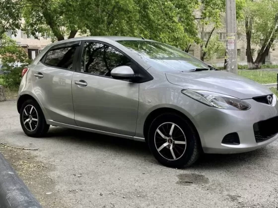 Купить Mazda Demio 1500 см3 АКПП (91 л.с.) Бензин карбюратор в Анастасиевская: цвет Серебристый Хетчбэк 2007 года по цене 200000 рублей, объявление №24978 на сайте Авторынок23