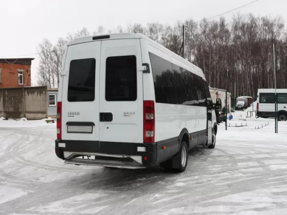 Купить IVECO Daily 50c15 3000 см3 МКПП (150 л.с.) Дизельный в Москва: цвет белый Микроавтобус 2011 года по цене 600000 рублей, объявление №14586 на сайте Авторынок23