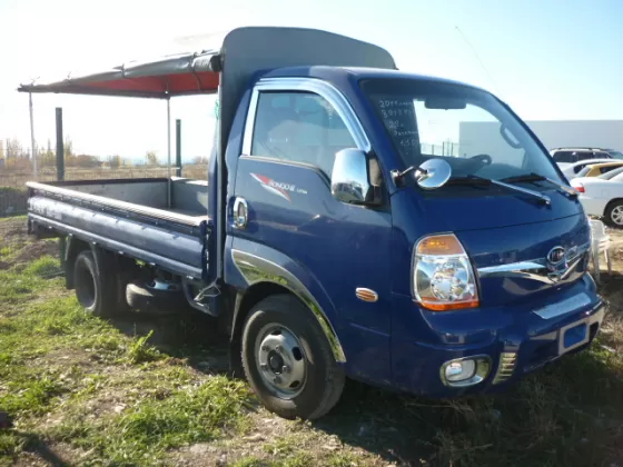 Купить KIA Bongo 3 2900 см3 МКПП (126 л.с.) Дизельный в Новороссийск: цвет синий Бортовой 2011 года по цене 730000 рублей, объявление №407 на сайте Авторынок23