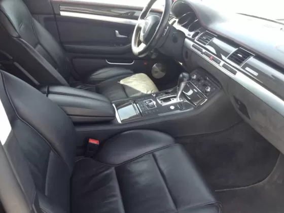 Купить Audi S8 5200 см3 АКПП (450 л.с.) Бензин инжектор в Новороссийск: цвет черный Седан 2008 года по цене 850000 рублей, объявление №1023 на сайте Авторынок23