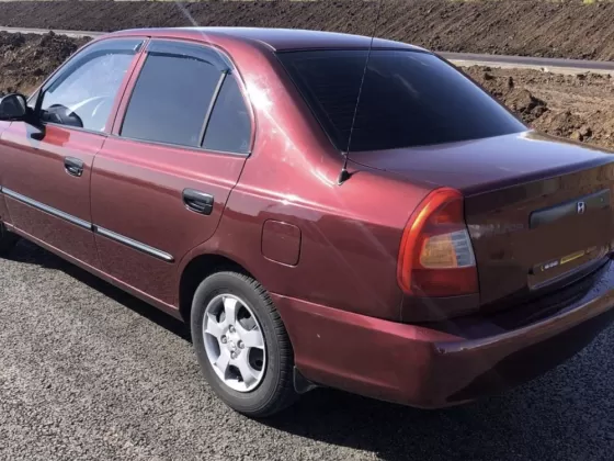 Купить Hyundai Accent 1495 см3 МКПП (102 л.с.) Бензин инжектор в Новороссийск: цвет Красный Седан 2010 года по цене 240000 рублей, объявление №22552 на сайте Авторынок23