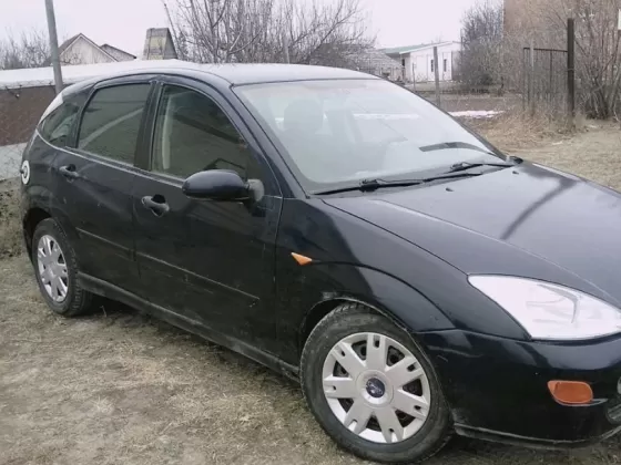 Купить Ford Focus 1800 см3 МКПП (115 л.с.) Бензин инжектор в Раевская : цвет Чёрный Хетчбэк 2001 года по цене 190000 рублей, объявление №21197 на сайте Авторынок23