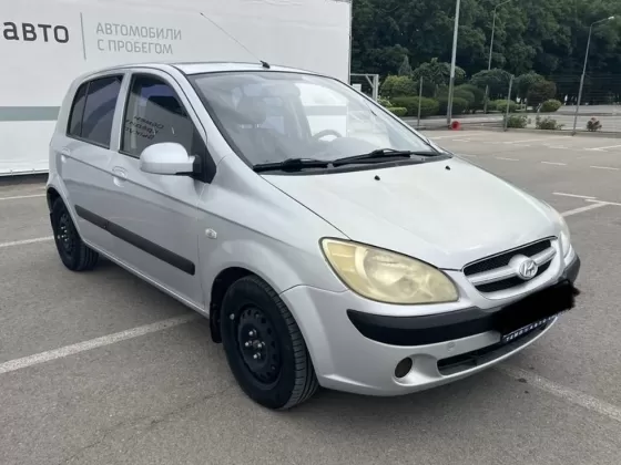 Купить Hyundai Getz 1300 см3 МКПП (85 л.с.) Бензин инжектор в Новотиторовская : цвет Серебристый Хетчбэк 2005 года по цене 200000 рублей, объявление №25209 на сайте Авторынок23