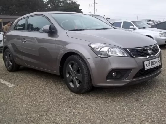 Купить KIA Ceed '2011 АКПП (1600/129 л.с.) Бензин инжектор Кропоткин цвет серый Хетчбэк по цене 550000 рублей, объявление №2628 на сайте Авторынок23