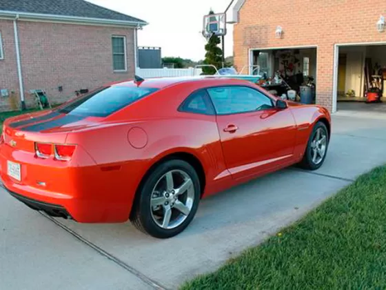 Купить Chevrolet 3.6i V6 (312Hp) 3564 см3 АКПП (312 л.с.) Бензин инжектор в Краснодар: цвет Оранжевый Купе 2010 года по цене 1350000 рублей, объявление №75 на сайте Авторынок23