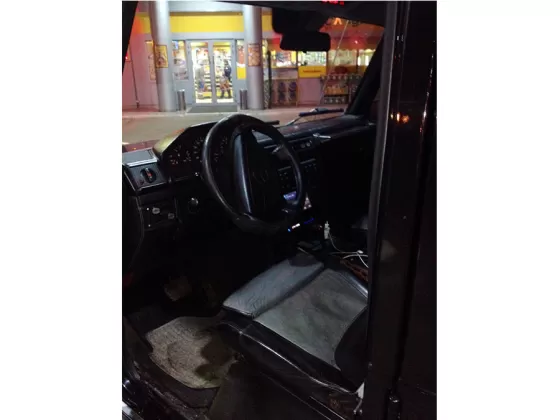 Купить Mercedes-Benz G 500 4966 см3 АКПП (241 л.с.) Бензин турбонаддув в Краснодар: цвет Черный Внедорожник 1994 года по цене 680000 рублей, объявление №688 на сайте Авторынок23