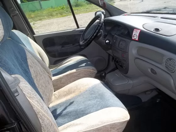 Купить Renault Scenic 1900 см3 АКПП (98 л.с.) Дизель турбонаддув в Кропоткин: цвет мурена Хетчбэк 2000 года по цене 230000 рублей, объявление №4419 на сайте Авторынок23