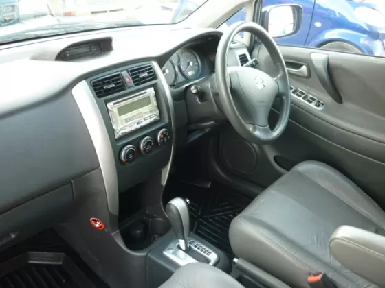 Купить Suzuki Liana 1600 см3 АКПП (109 л.с.) Бензин инжектор в новоросийск: цвет синий Универсал 2003 года по цене 292000 рублей, объявление №126 на сайте Авторынок23