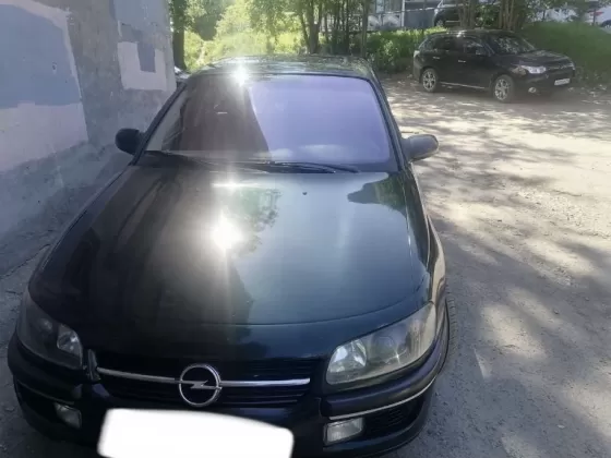 Купить Opel Omega 2000 см3 МКПП (136 л.с.) Бензин инжектор в Темрюк : цвет Зелёный Седан 1995 года по цене 325000 рублей, объявление №21956 на сайте Авторынок23