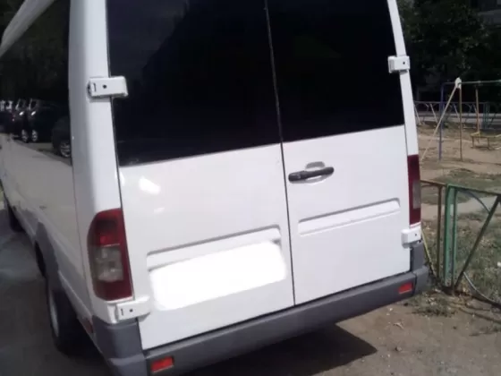 Купить Mercedes-Benz Sprinter 2100 см3 МКПП (150 л.с.) Дизель турбонаддув в Старокорсунская: цвет Белый Микроавтобус 2010 года по цене 235000 рублей, объявление №22592 на сайте Авторынок23